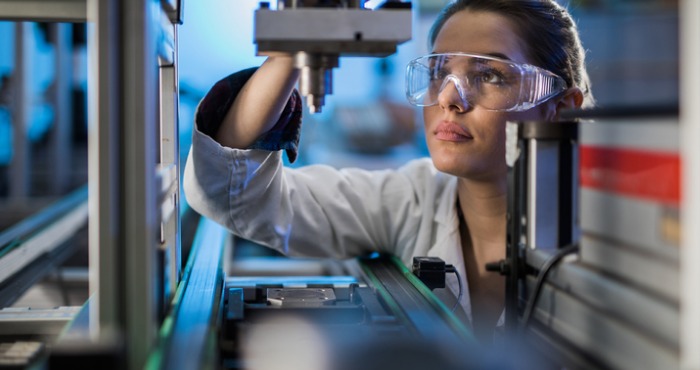How to get a manufacturing engineer job in the life science industry