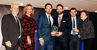 Proclinical collect the APSCo award for Recruitment Company with the Most Sustainable Growth 2019