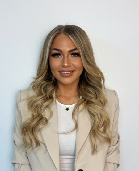 imeage of recruiter Emily Puddicombe