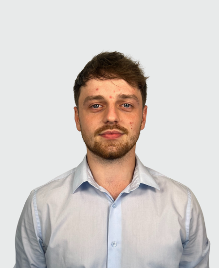 imeage of recruiter Elliot Peacock