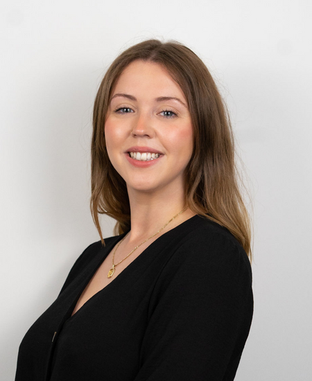 imeage of recruiter Faye Flower