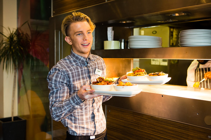 What are some of the best jobs for under18yearolds?