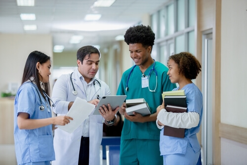 adjunct faculty member teaching nursing students