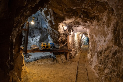 mining operator jobs