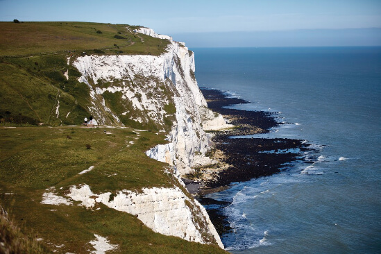 image of the cliffs at st margaret's bay