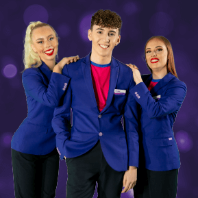 Image of two singers with a microphone