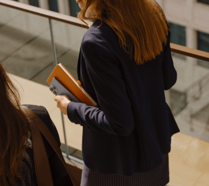 Informationen rund um das „BACKSTAGE“ Programm