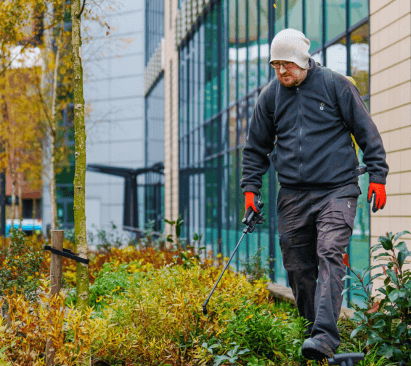 Urban Planters Ground Maintenance Operative Providing Exterior Services