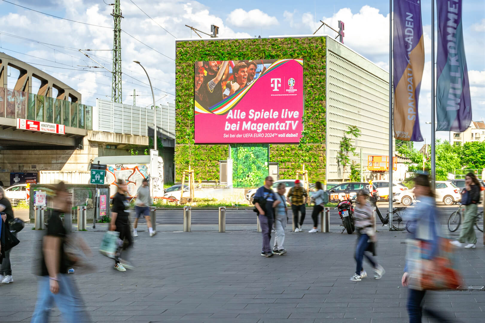 Out-of-home advertising tech