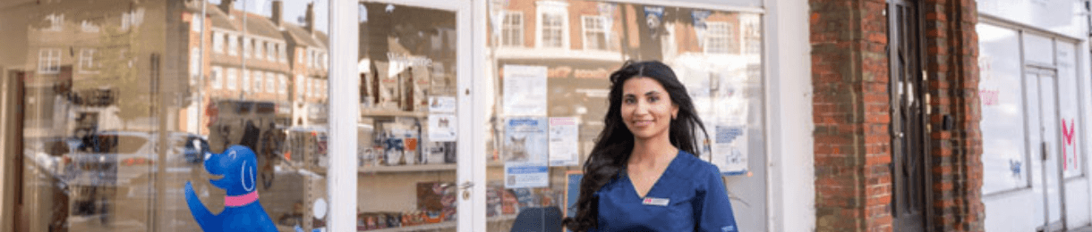 Medivet partner in front of a clinic