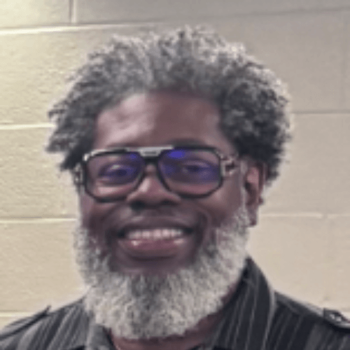 Myke  L